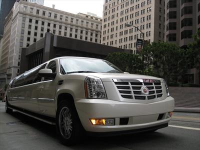 Stretch SUV - Cadillac Escalade