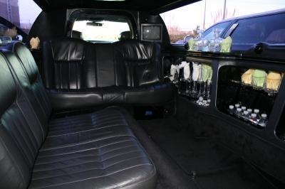 Stretch Limo - Lincoln Town Car