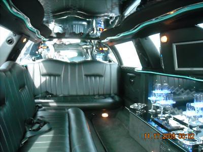Stretch Limo - Lincoln Town Car