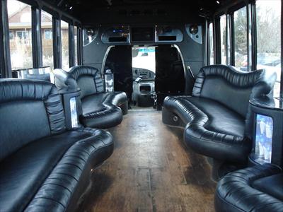 Mini-Bus - Limo / Party Style 