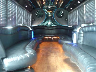Mini-Bus - Limo / Party Style 