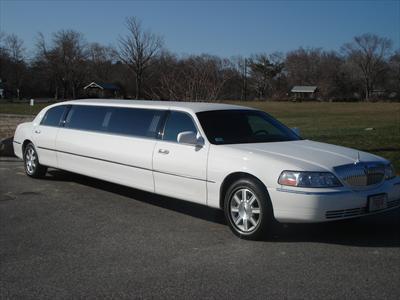 Stretch Limo - Lincoln Town Car