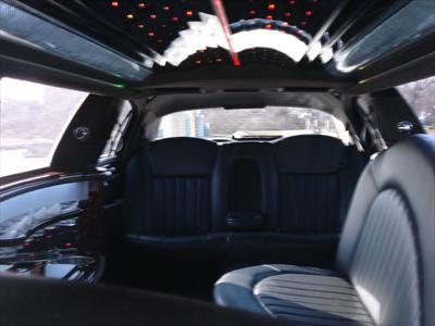 Stretch Limo - Lincoln Town Car
