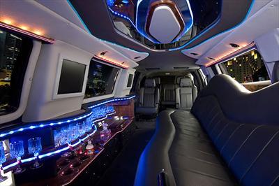 Stretch SUV - Ford Expedition
