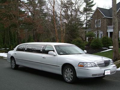 Stretch Limo - Lincoln Town Car