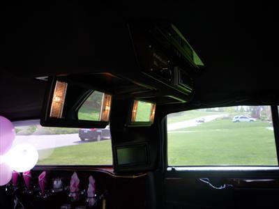 Stretch Limo - Cadillac DTS