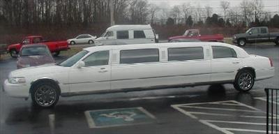 Stretch Limo - Lincoln Town Car