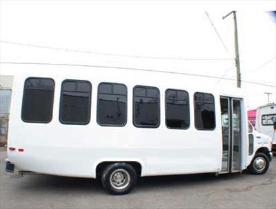 Mini-Bus - Limo / Party Style 