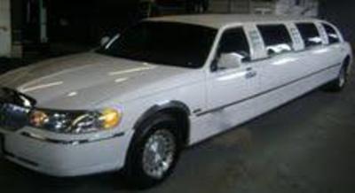Stretch Limo - Lincoln Town Car