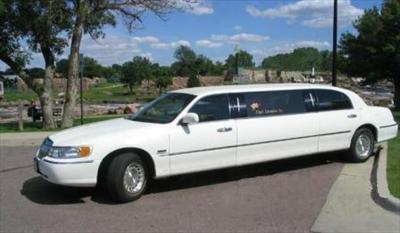 Stretch Limo - Lincoln Town Car