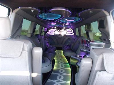 Stretch SUV - Infiniti QX