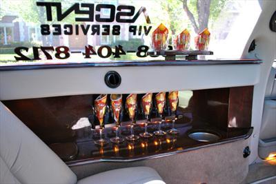 Stretch Limo - Lincoln Town Car