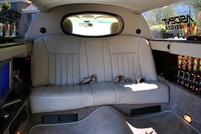 Stretch Limo - Lincoln Town Car