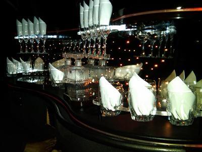 Stretch Limo - Lincoln Town Car